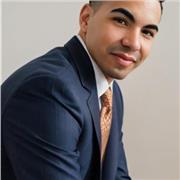 Profesor de Marketing IA, especializado en la Administración de Empresas.